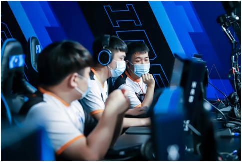 誉的历史使 誉的历史使