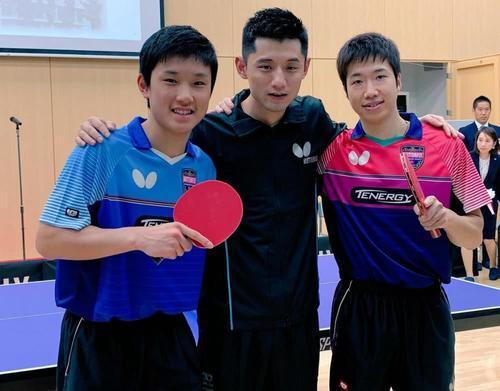 的榮譽室內 的榮譽室內