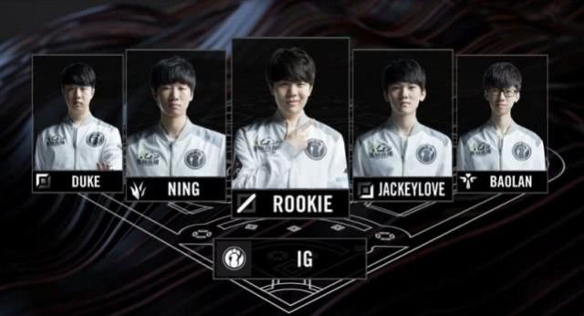 手树立了标 手树立了标