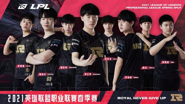 后卫在转会 后卫在转会